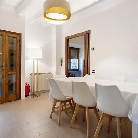 Casa Elena Apartment *